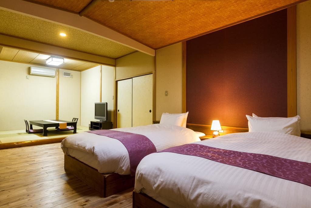 Yufuin Ryokuyu Hotel Ngoại thất bức ảnh